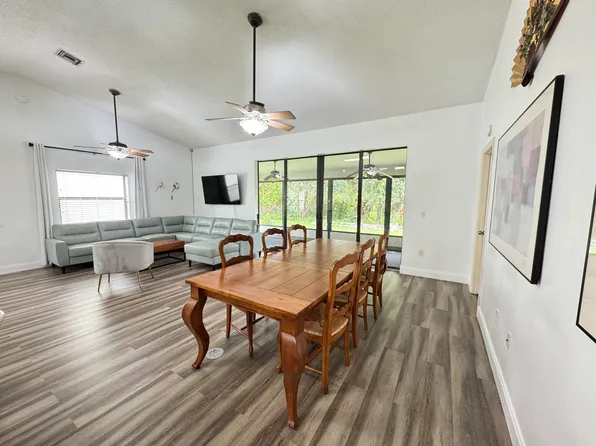 6001 Marella Dr, Sarasota, FL 34243