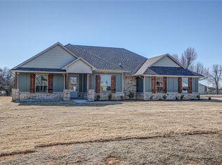 240 Meadow Lark Ln, Blanchard, OK 73010