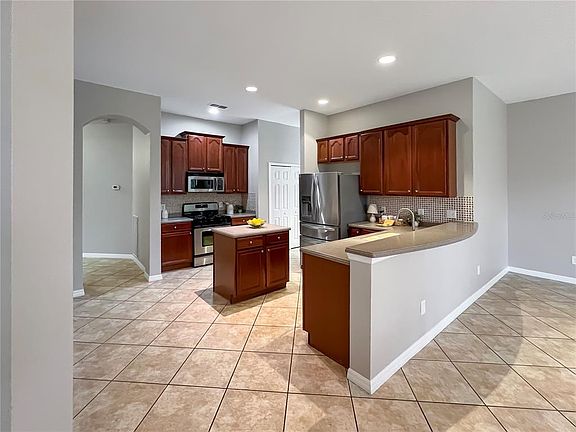 2nd image of 11531 Vicolo Loop