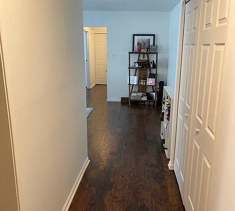 2nd image of 9704 Kingsbridge Dr APT 201