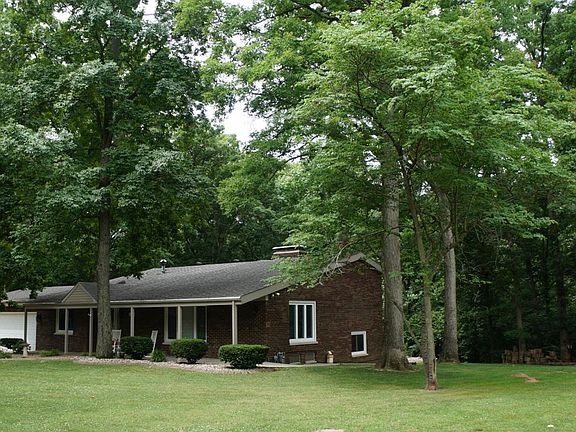 3rd image of 25 Madonna Ct
