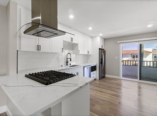 Ocean Breeze Terrace, Huntington Beach, CA 92648
