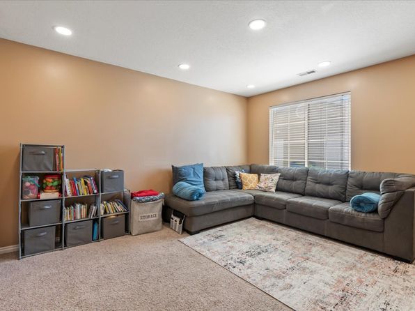 1322 E 6175 S, South Ogden, UT 84405