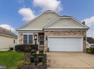 12 Hayride Ln #220, Taneytown, MD 21787