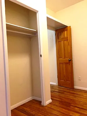 Rented by Beekman Street Realty | media 21