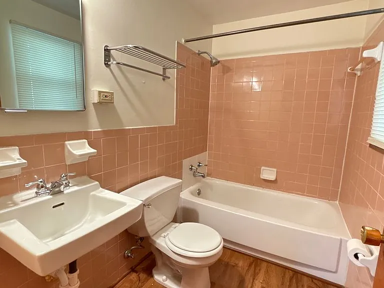 26-28 Mello Ave — Photo 10