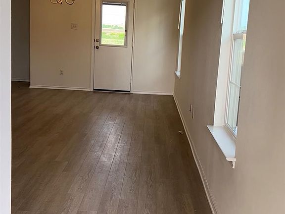 4th image of 504 Barbary Coast Ln
