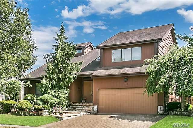 1st image of 20 Anne Dr