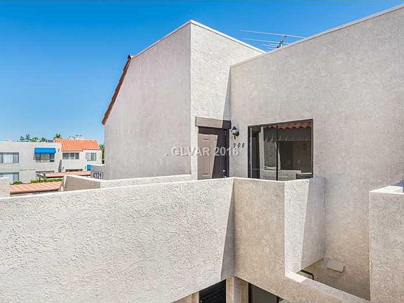 2nd image of 4321 Gannet Cir Unit 200