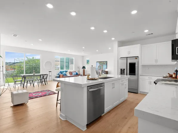 845 Hana Ave Unit 2, Chula Vista, CA 91911