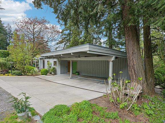 2nd image of 6639 SE Yamhill Ct