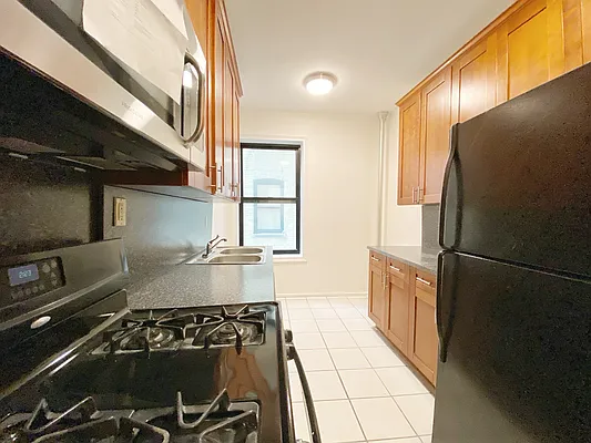 Rented by Bohemia Realty Group | media 25