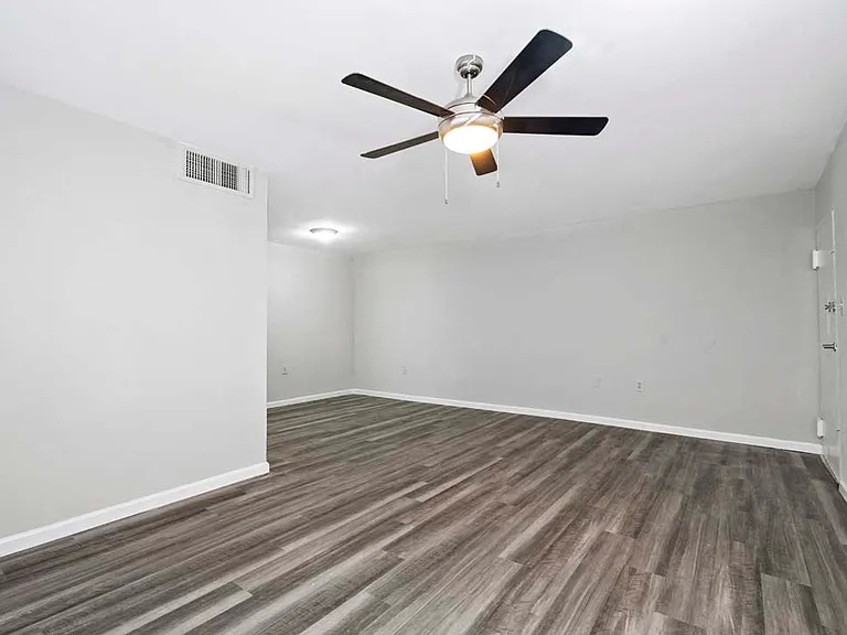 The Villas at Langley — Photo 11