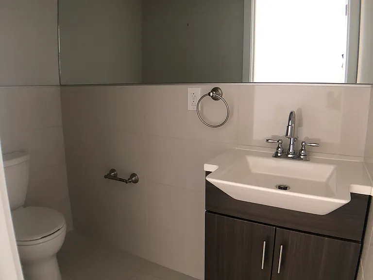 1639-n-phillip-st-unit-c-9