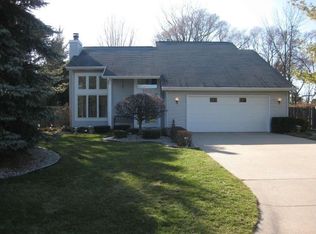 3615 Canyon Dr, Saginaw, MI 48603