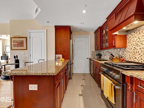 3rd image of 63-36 99th St #5DE