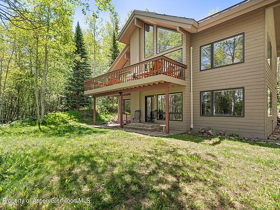 4th image of 38 Valley View Rd