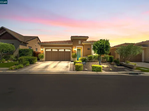 1929 Burgundy Ln, Brentwood, CA 94513