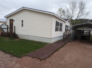 735 S Chicago St #Hot, Hot Springs, SD 57747
