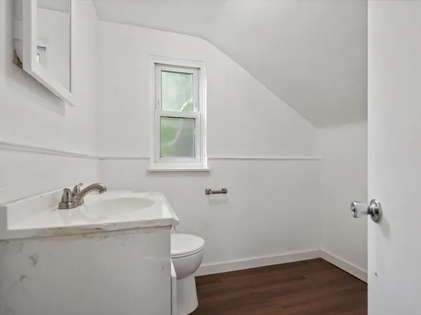 16207 Ward St, Detroit, MI 48235