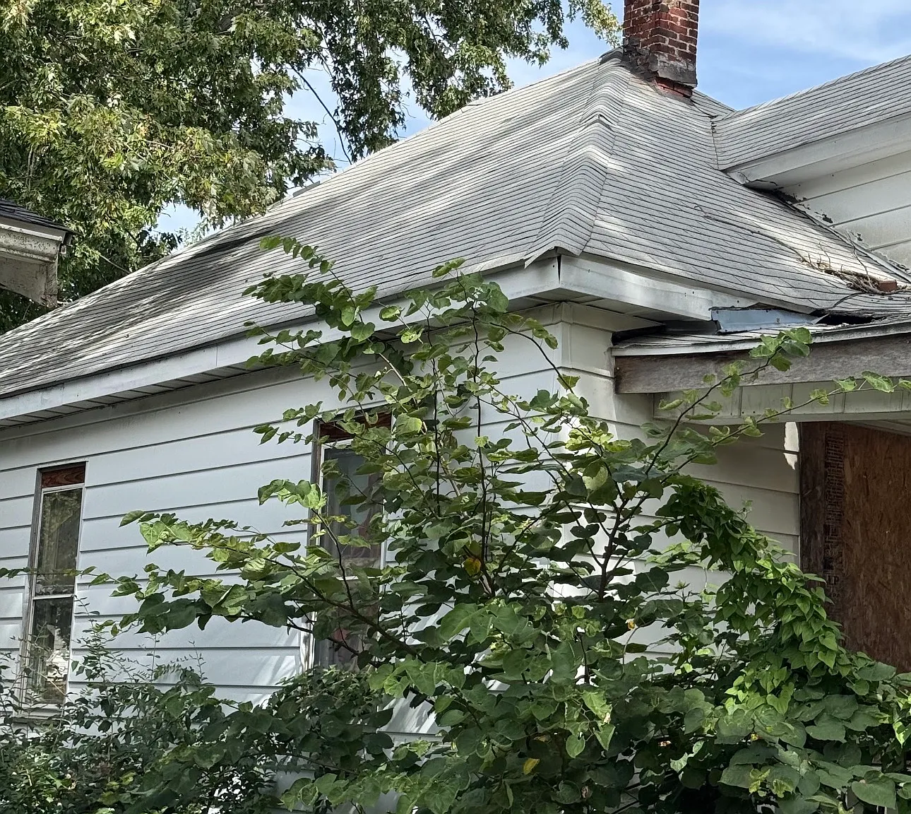 1096 W green st — Photo 2