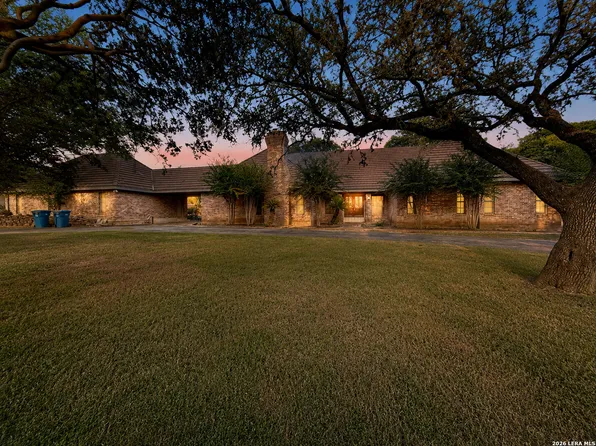 21210 Forest Waters Cir, Garden Ridge, TX 78266