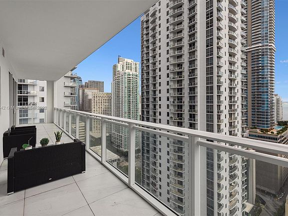 3rd image of 1080 Brickell Ave Unit 2808