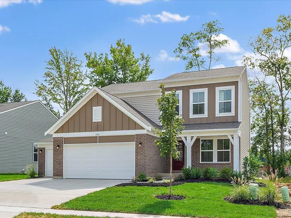 1201 Buxton Oaks Dr, Amelia, OH 45102