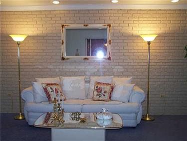 2nd image of 207 Apple Hill Dr