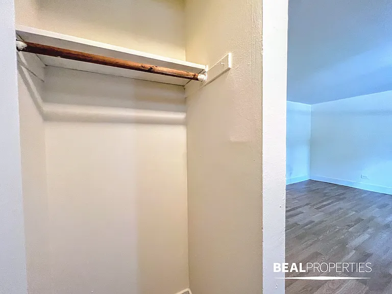 660 West Wrightwood — Photo 6