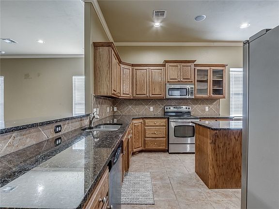 5th image of 1341 Cedar Creek Dr
