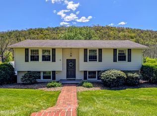 635 Cumberland Rd, Bedford, PA 15522