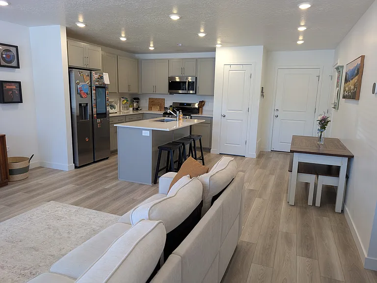 2034 S 920 E — Photo 14