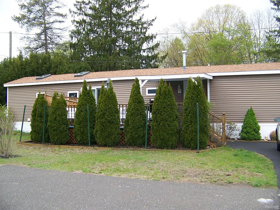 Welcome to 46 Kenosia Avenue, #35