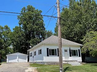 608 3rd St, Scott City, MO 63780