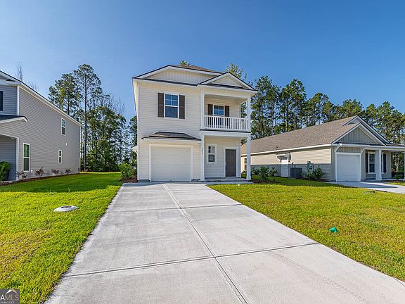 3rd image of 373 Brook Dr