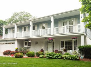 904 S Maple St, Mount Prospect, IL 60056