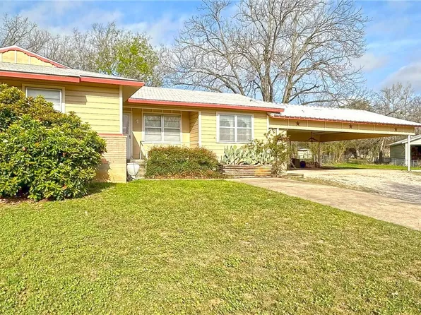 4 Picadilly Cir, Lampasas, TX 76550