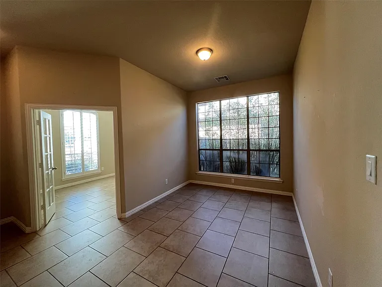 5503 Baby Blue Ln — Photo 3