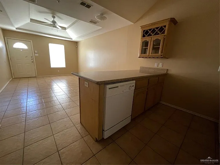 2501 Toledo Ave #17 — Photo 6