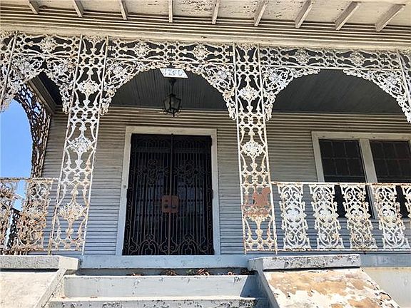 3rd image of 1740 N Broad St