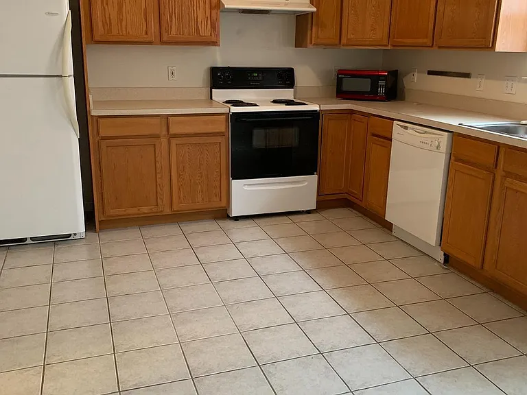 3916 6th St #B — Photo 3