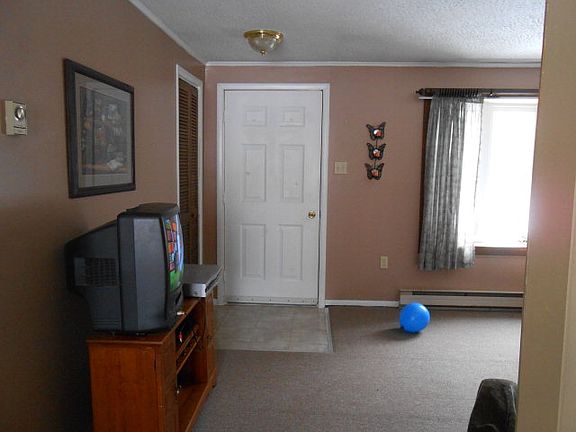 2nd image of 8928 Mullen Dr