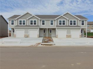 333 5th Ter, Louisburg, KS 66053