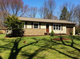 2627 Merria Rd, Stow, OH 44224