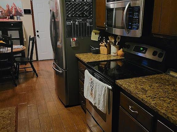 5th image of 1006 Harrison Ave NW
