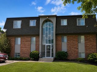 4611 N 56th St, Omaha, NE 68104