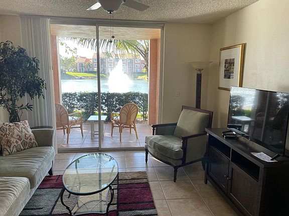 3rd image of 1275 Wildwood Lakes Blvd