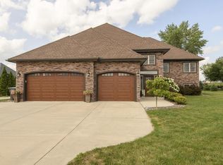 647 E Clancy St, Jefferson, WI 53549