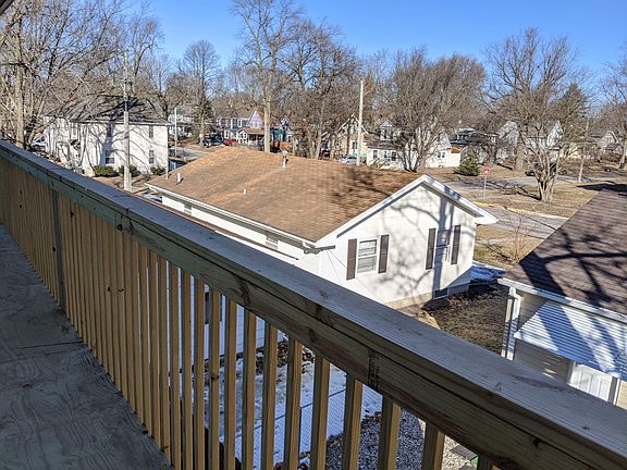 4th image of 716 Wilson Ave #3